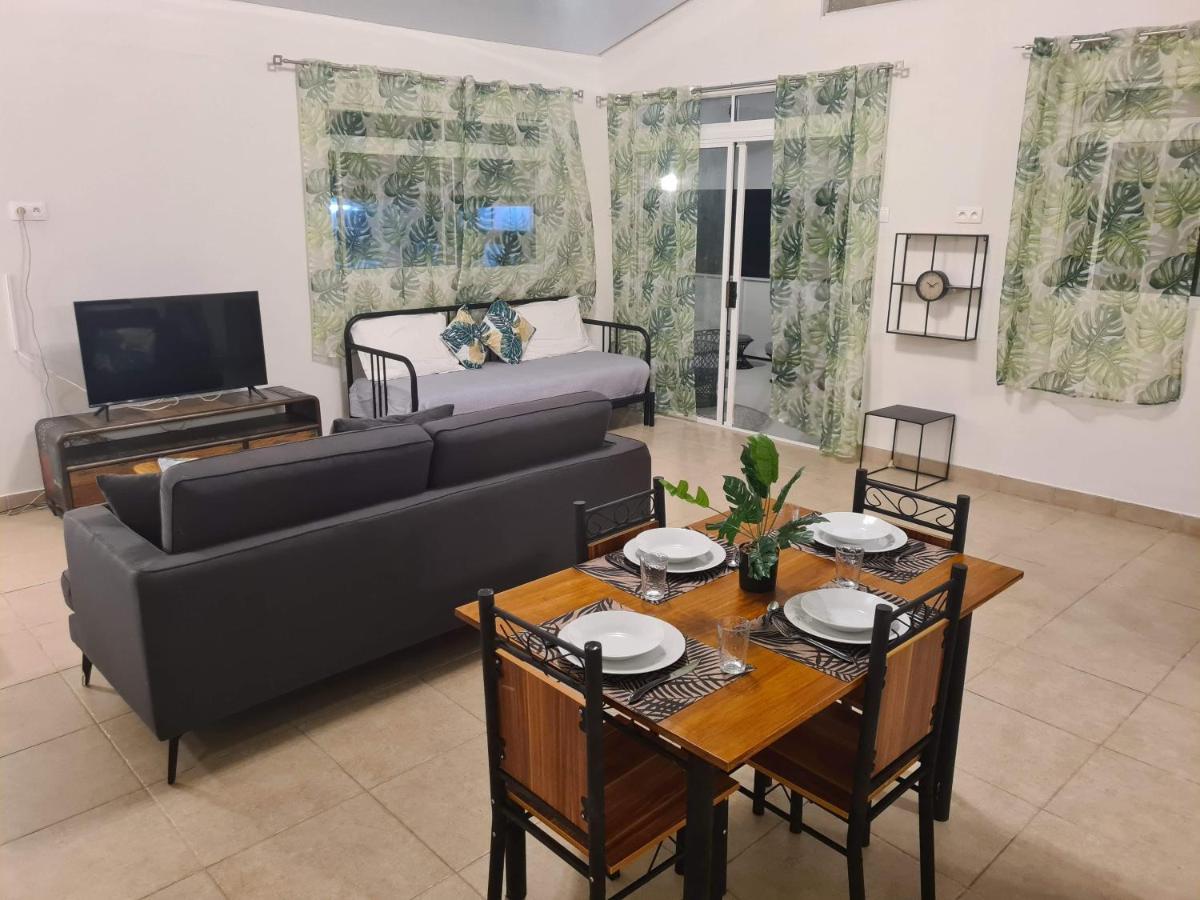 Taharu'U Guest House By The Beach Papara Εξωτερικό φωτογραφία